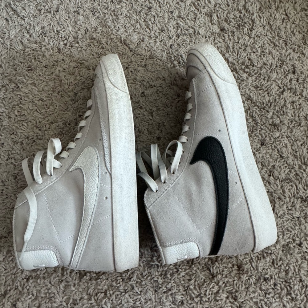 Neutral Nike blazers